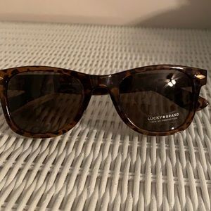 Lucky brand sunglasses NWT